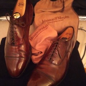 Johnston and Murphy Oxford designer shoes
